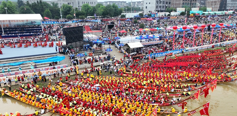 龙舟赛现场.jpg